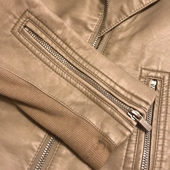 MotoStyle Tan Leather Jacket from Express ✨✨ - Picture 3 of 7